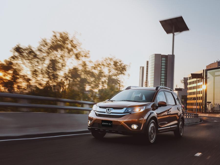  Honda BR-V 2018 года  (MX) (фото 24 из 28)